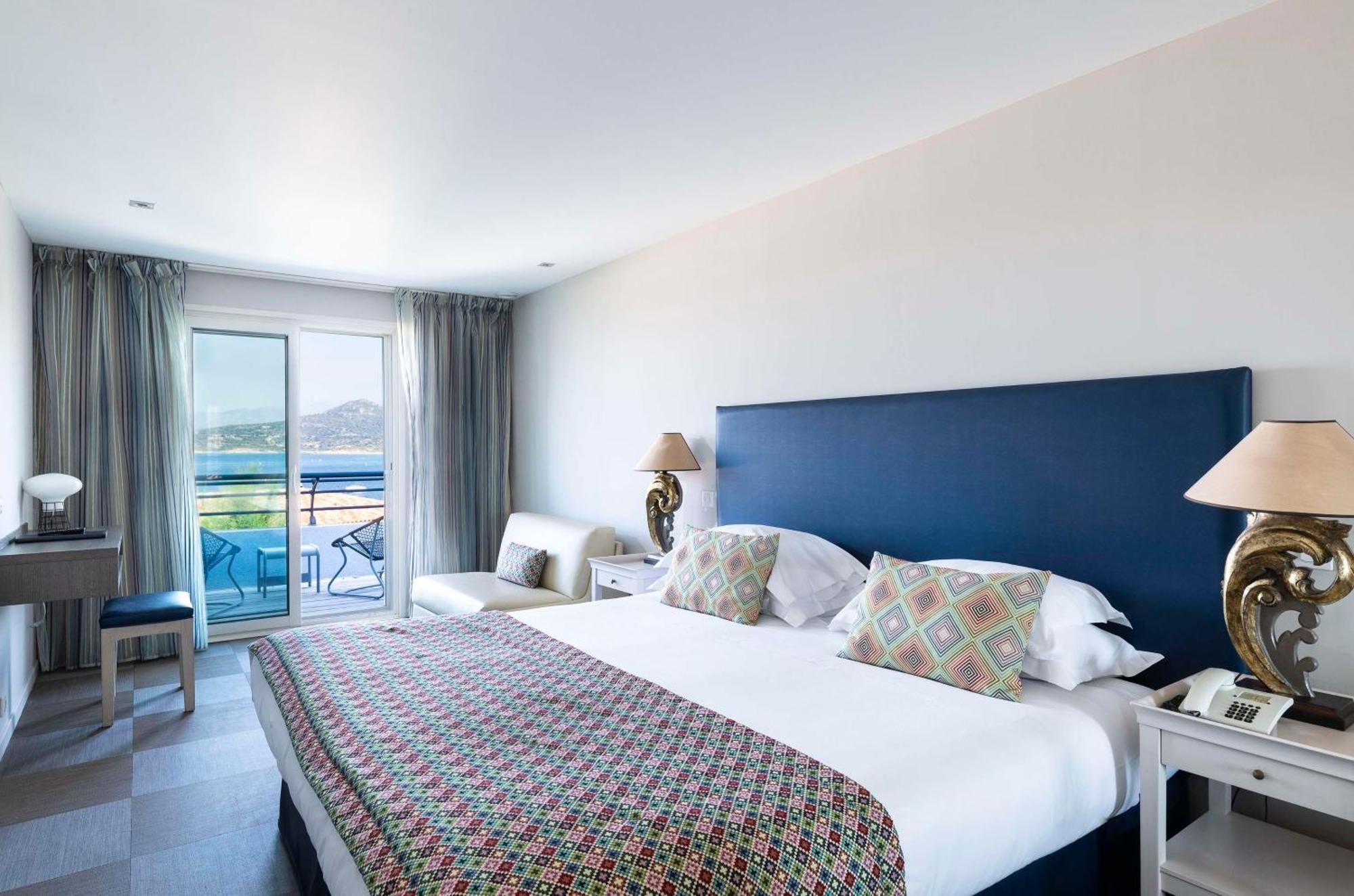 Best Western Premier Santa Maria Л'Иль-Рус Экстерьер фото